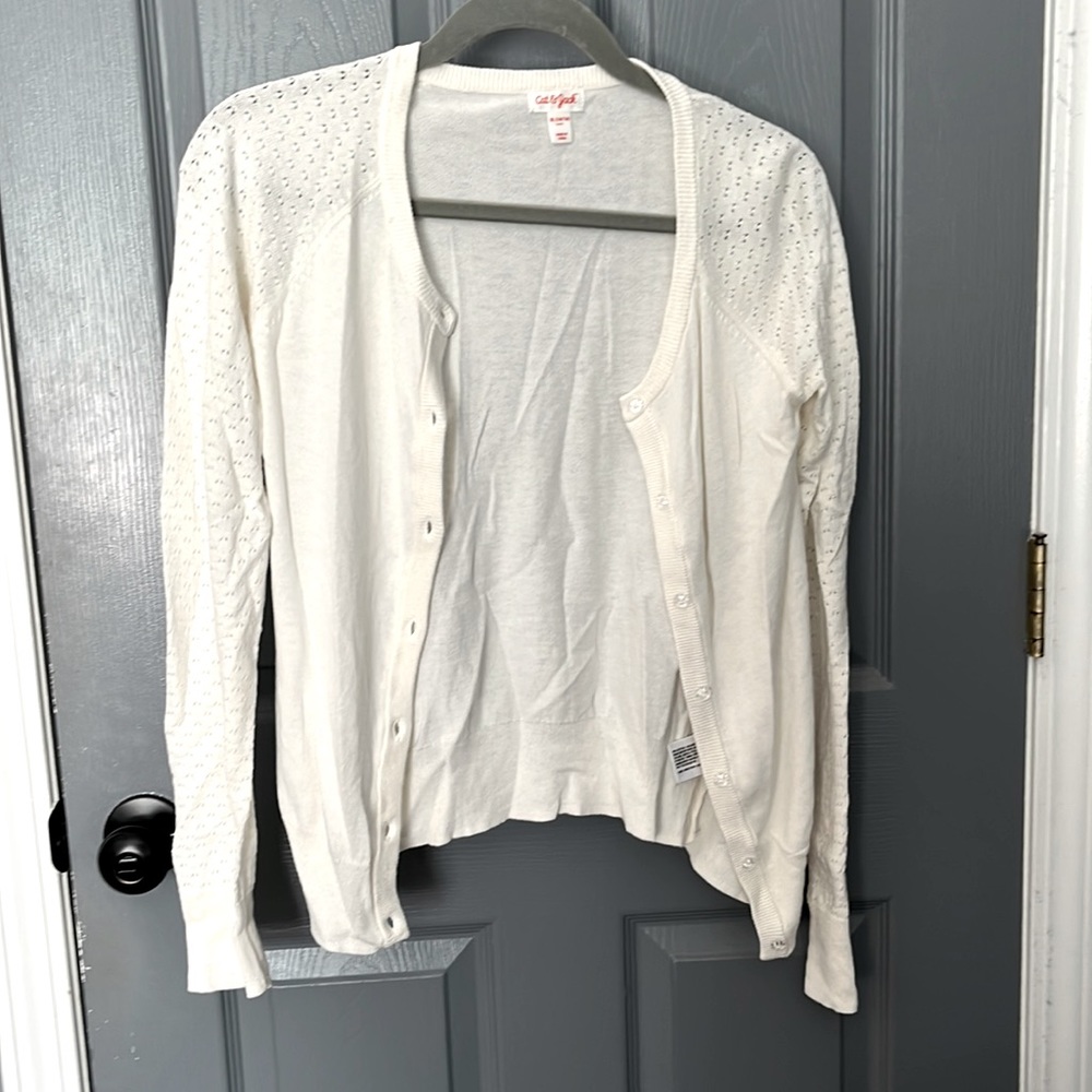 Women’s sweater